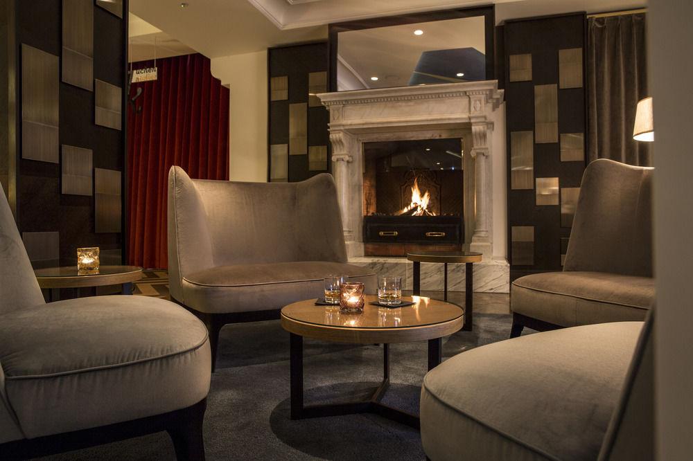 Hotel Gewandhaus Dresden, Autograph Collection